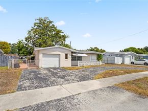 7525 Garfield St, Hollywood FL 33024