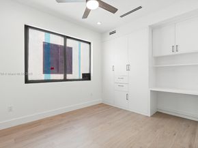 205 NE 17th Ave, Fort Lauderdale FL 33301