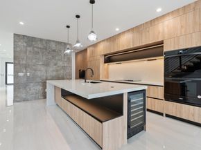 205 NE 17th Ave, Fort Lauderdale FL 33301