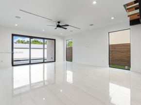 205 NE 17th Ave, Fort Lauderdale FL 33301