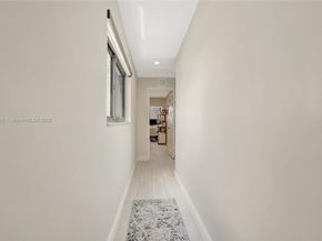 6775 SW 103rd Ct, Miami FL 33173