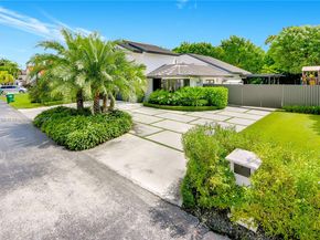 6775 SW 103rd Ct, Miami FL 33173