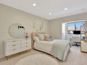 6775 SW 103rd Ct, Miami FL 33173