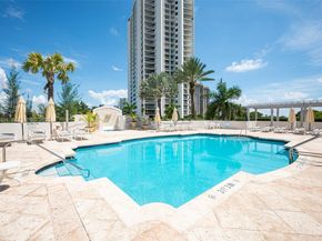 19400 Turnberry Way 932, Aventura FL 33180