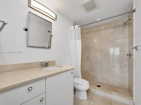 19400 Turnberry Way 932, Aventura FL 33180