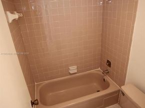 Undisclosed Address #A11922926, Deerfield Beach FL 33064