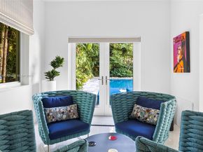 2550 Flamingo Dr, Miami Beach FL 33140