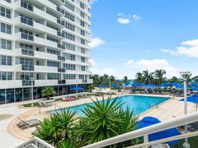 100 Lincoln Rd PH8, Miami Beach FL 33139