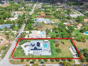 135 SW 125th Ave, Miami FL 33184