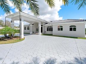 135 SW 125th Ave, Miami FL 33184