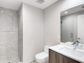 488 NE 18th St 2507, Miami FL 33132