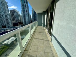 50 Biscayne Blvd 1703, Miami FL 33132