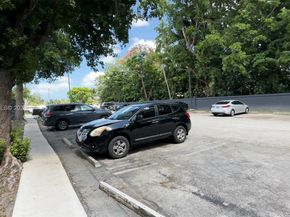 16220 NW 2nd Ave 513, Miami FL 33169