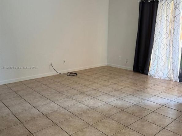 1209 Santa Catalina Ln, North Lauderdale FL 33068