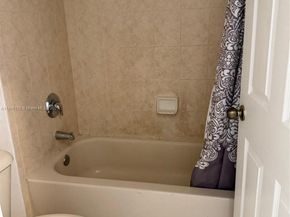 1209 Santa Catalina Ln, North Lauderdale FL 33068