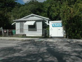 3537 Charles Ave, Miami FL 33133