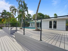 1724 SW 5th St, Fort Lauderdale FL 33312