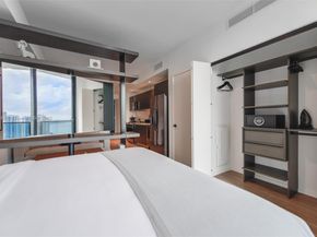398 NE 5th St 2513, Miami FL 33132