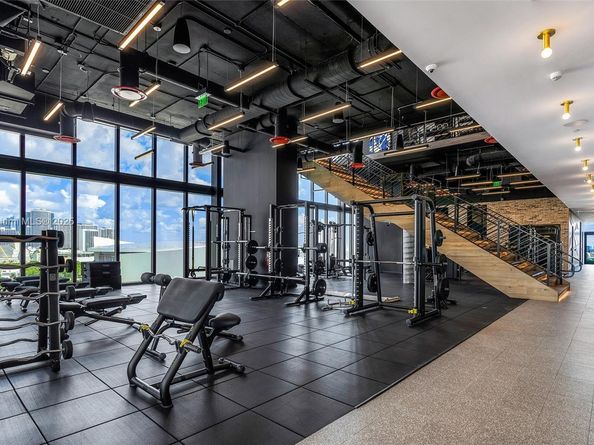398 NE 5th St 2513, Miami FL 33132