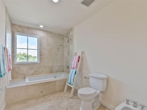 345 Madeira Ave 345, Coral Gables FL 33134