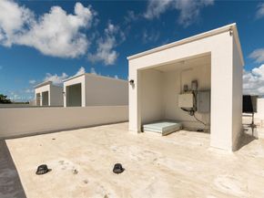 345 Madeira Ave 345, Coral Gables FL 33134