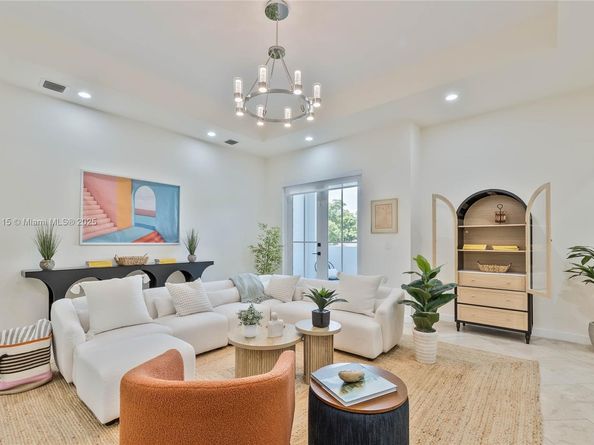 345 Madeira Ave 345, Coral Gables FL 33134