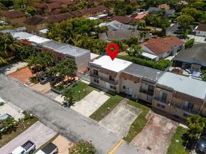 11253 SW 33rd Cir Pl, Miami FL 33165