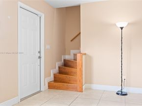 11253 SW 33rd Cir Pl, Miami FL 33165