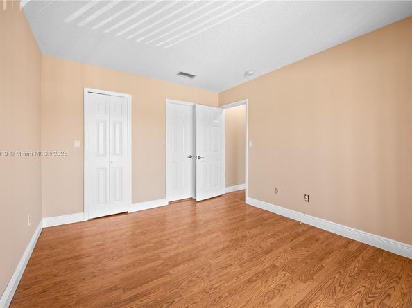 11253 SW 33rd Cir Pl, Miami FL 33165