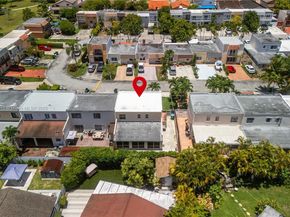 11253 SW 33rd Cir Pl, Miami FL 33165