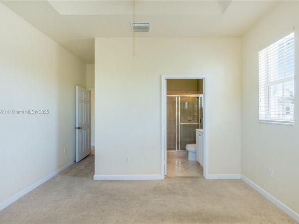 2935 SE 1st Dr 21, Homestead FL 33033