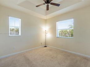 2935 SE 1st Dr 21, Homestead FL 33033