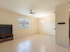 2935 SE 1st Dr 21, Homestead FL 33033
