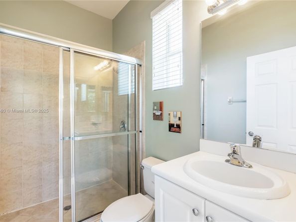 2935 SE 1st Dr 21, Homestead FL 33033