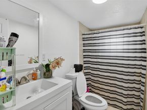 1680 NW 22nd Ct, Miami FL 33125