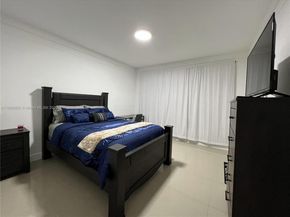 1680 NW 22nd Ct, Miami FL 33125