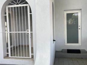 1680 NW 22nd Ct, Miami FL 33125