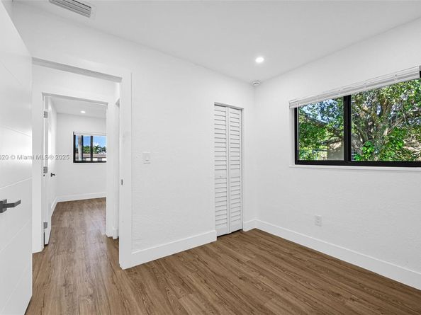 2931 NW 190th St, Miami Gardens FL 33056