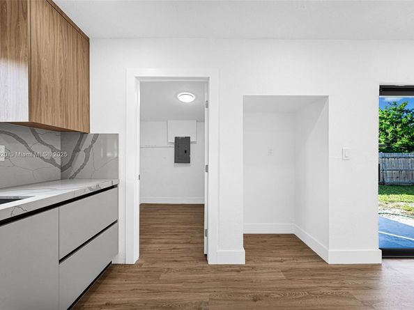 2931 NW 190th St, Miami Gardens FL 33056