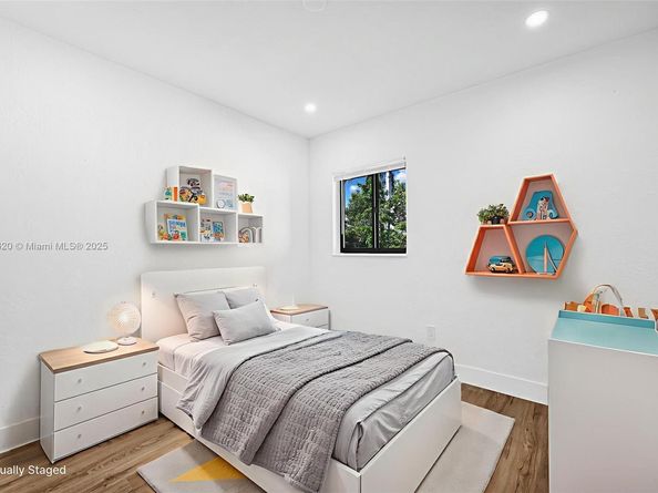 2931 NW 190th St, Miami Gardens FL 33056