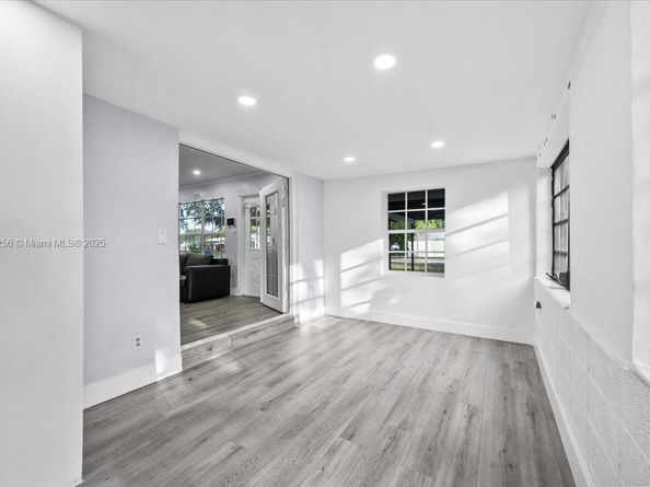 6801 Atlanta St, Hollywood FL 33024