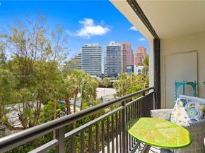 2300 NE 33rd Ave 401, Fort Lauderdale FL 33305