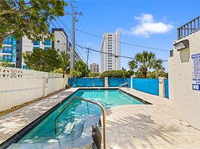 2300 NE 33rd Ave 401, Fort Lauderdale FL 33305