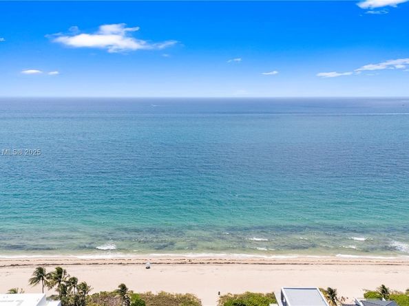 2300 NE 33rd Ave 401, Fort Lauderdale FL 33305