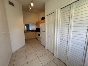 3398 NE 9th Dr 202, Homestead FL 33033