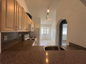 3398 NE 9th Dr 202, Homestead FL 33033