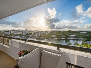 2555 Collins Ave 1002, Miami Beach FL 33140