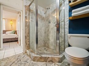 2555 Collins Ave 1002, Miami Beach FL 33140