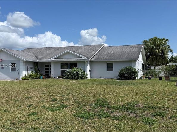 1501 NW 20th St, Homestead FL 33030