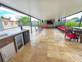 19631 NW 45th Ave, Miami Gardens FL 33055